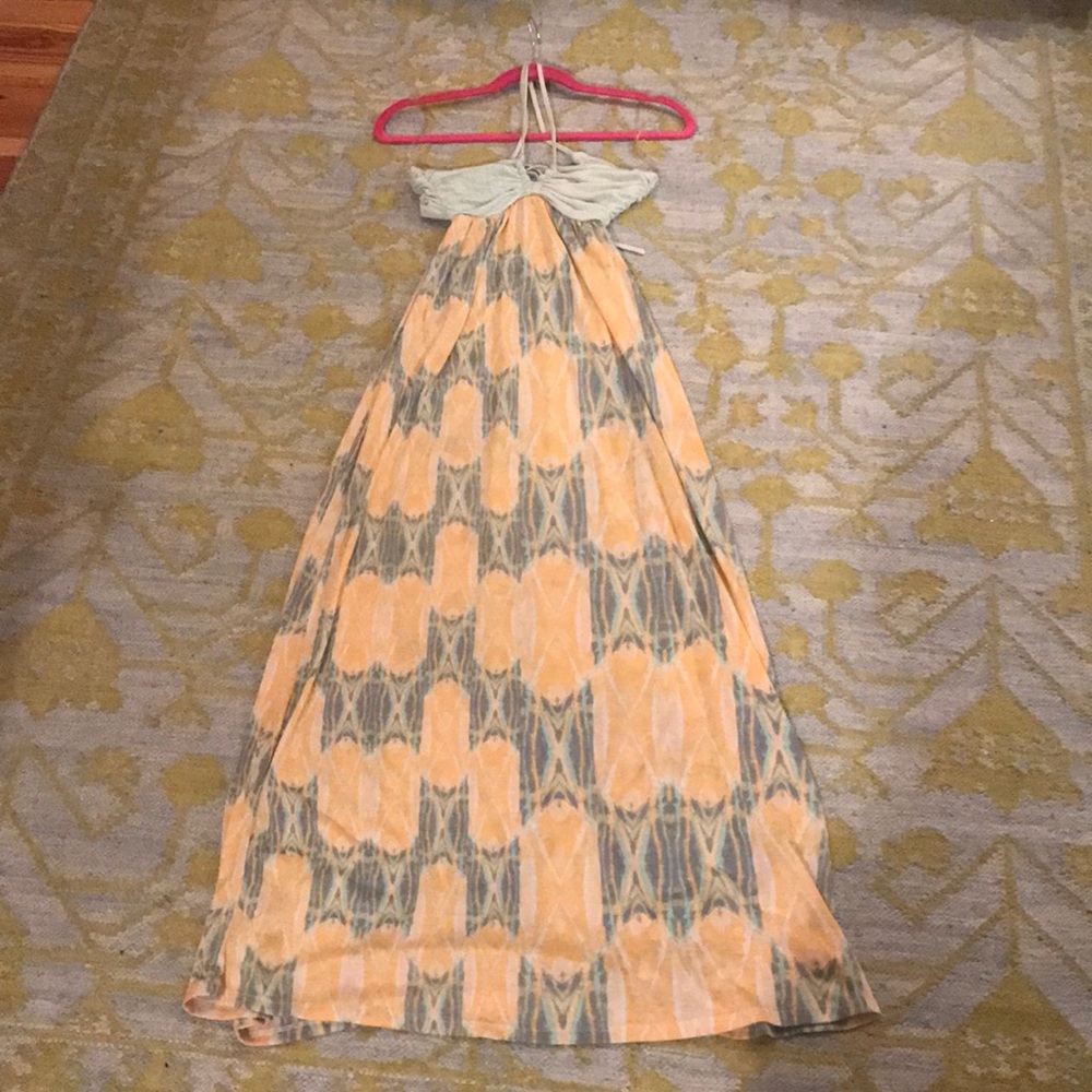 Beautiful O’Neill maxi dress!